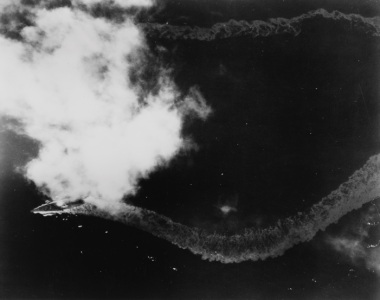 Operation Ten-ichi-go, April 6-7, 1945